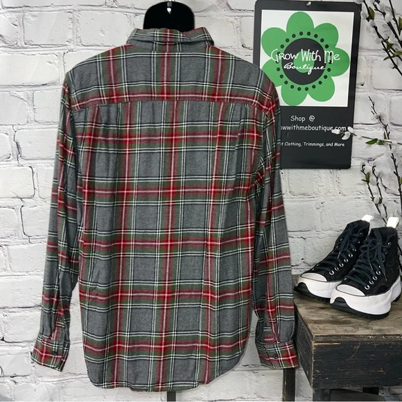 Plaid flannel men’s small - Picture 4 of 4